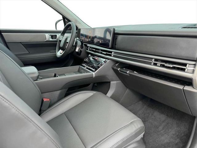 new 2025 Hyundai Santa Fe car, priced at $39,038