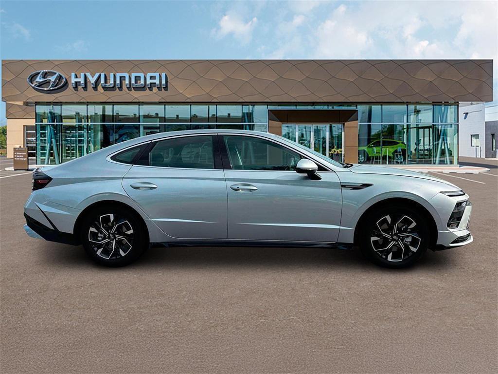 new 2025 Hyundai Sonata car, priced at $28,475