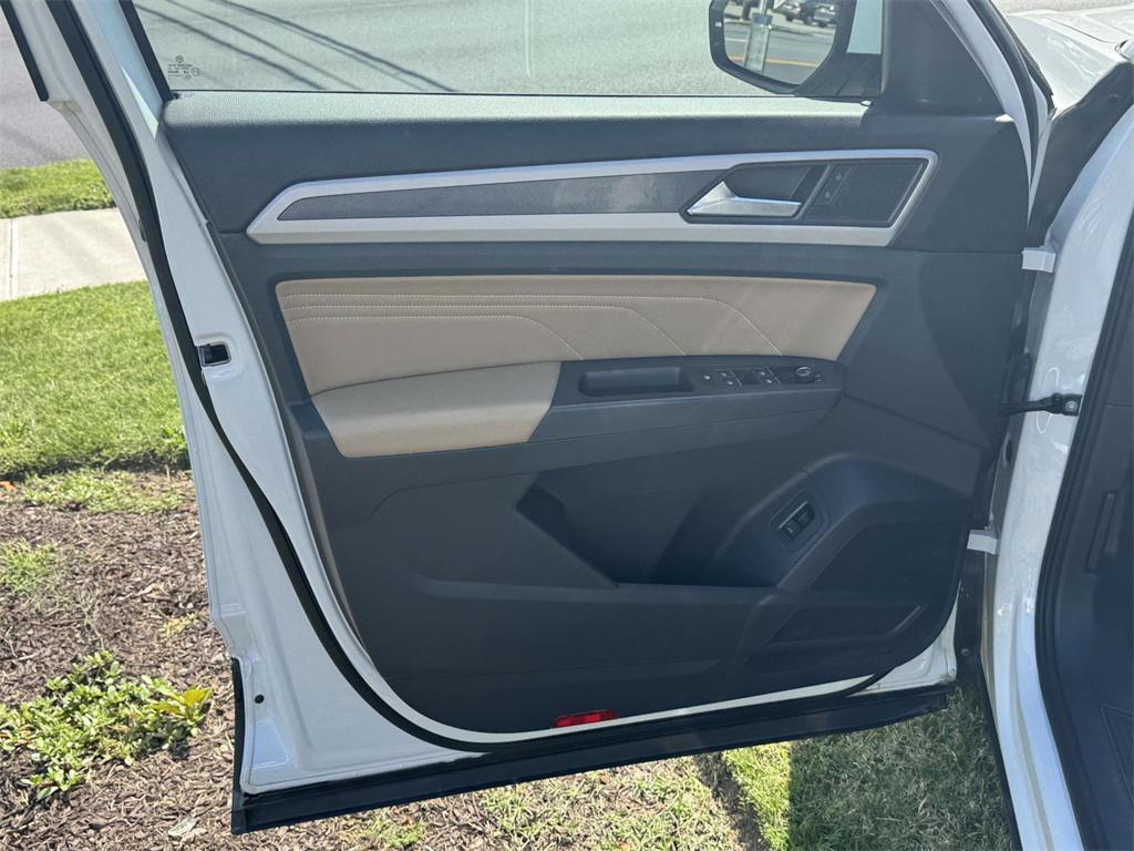 used 2022 Volkswagen Atlas Cross Sport car, priced at $27,888