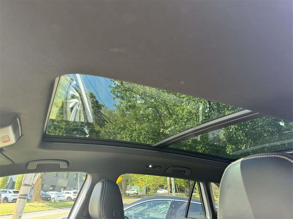 used 2022 Volkswagen Atlas Cross Sport car, priced at $27,888