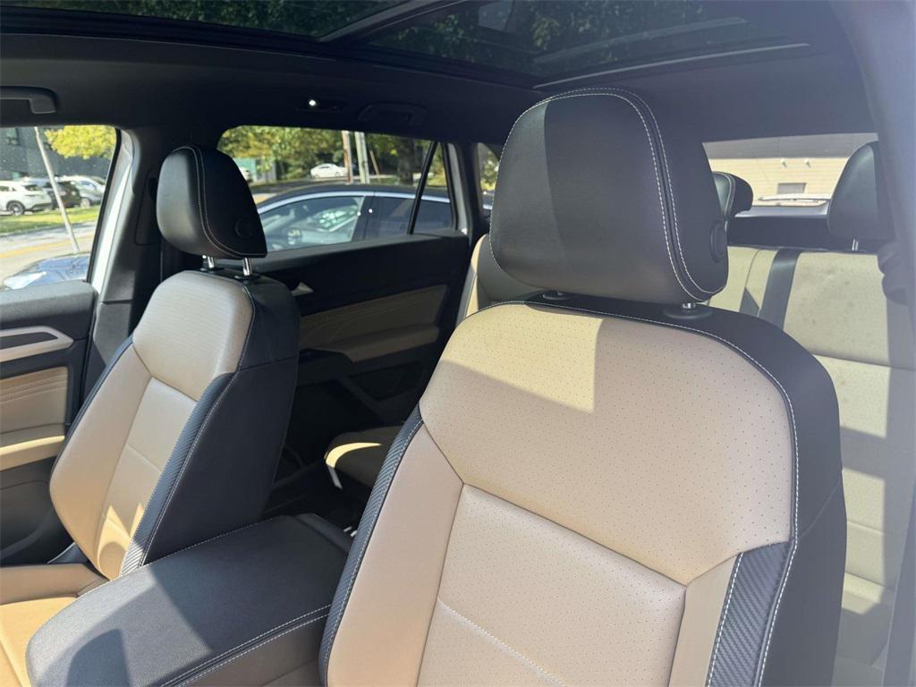 used 2022 Volkswagen Atlas Cross Sport car, priced at $27,888