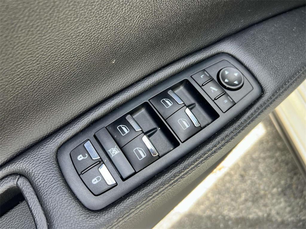 used 2020 Maserati Ghibli car, priced at $22,750