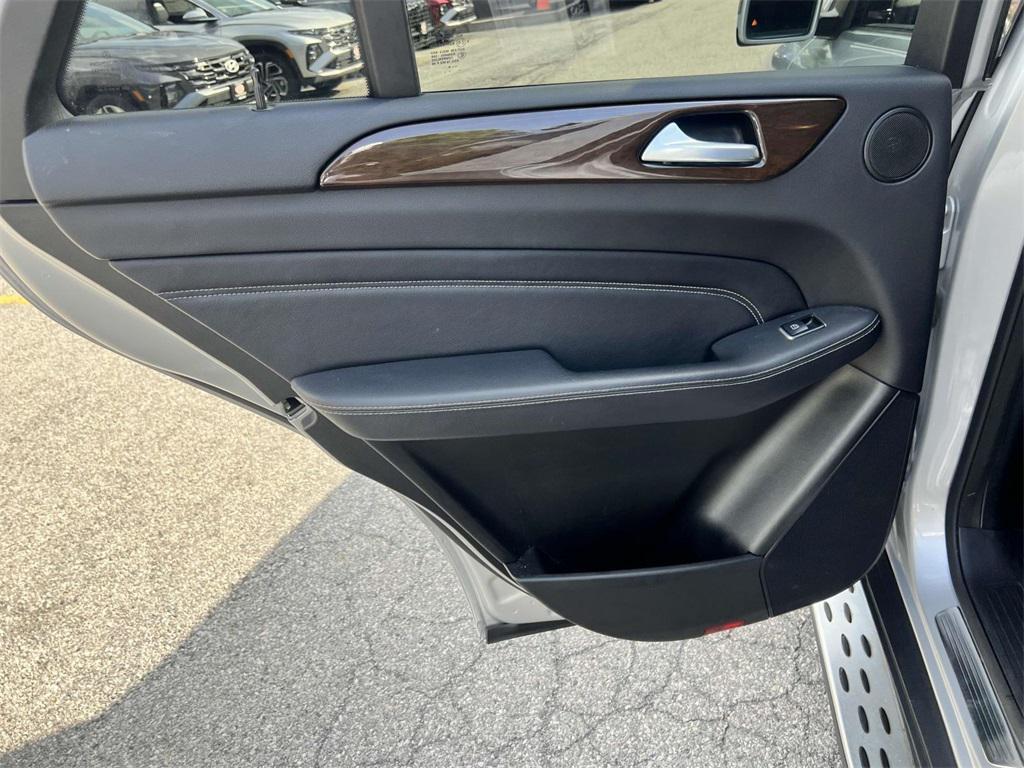 used 2014 Mercedes-Benz M-Class car, priced at $13,500