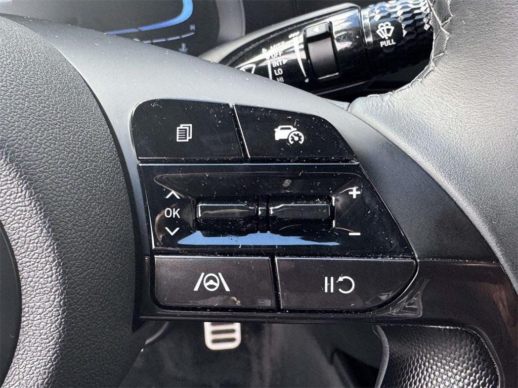 used 2025 Hyundai Elantra car, priced at $20,917