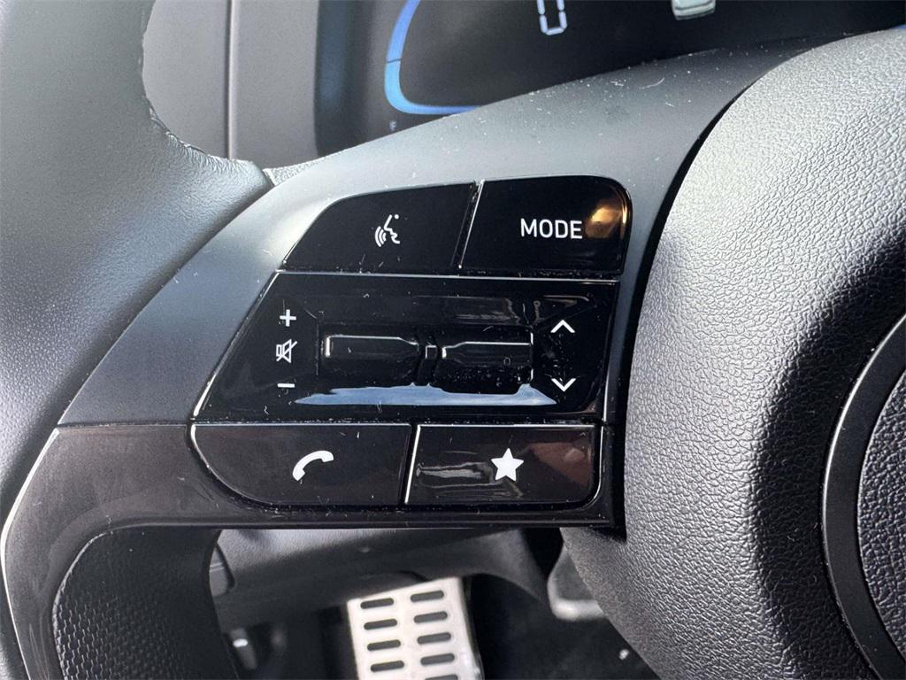 used 2025 Hyundai Elantra car, priced at $20,917