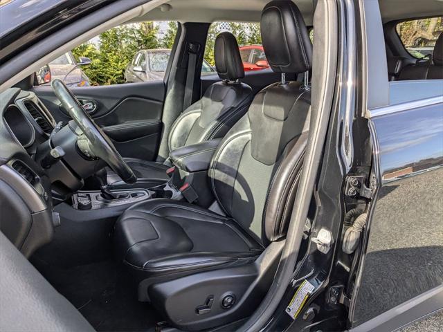 used 2019 Jeep Cherokee car, priced at $19,733