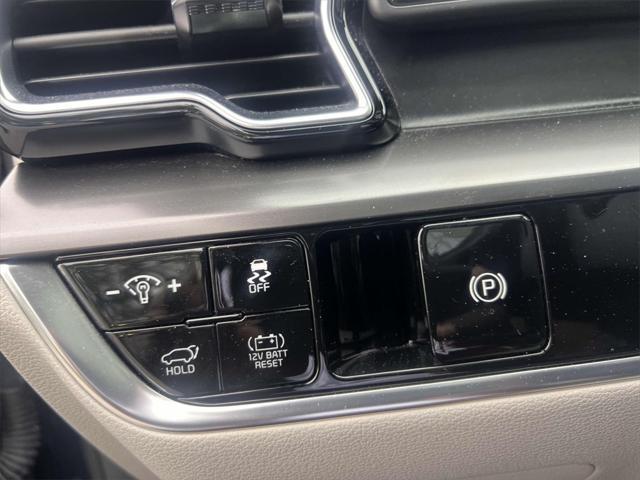 used 2023 Kia Sportage Hybrid car, priced at $29,250