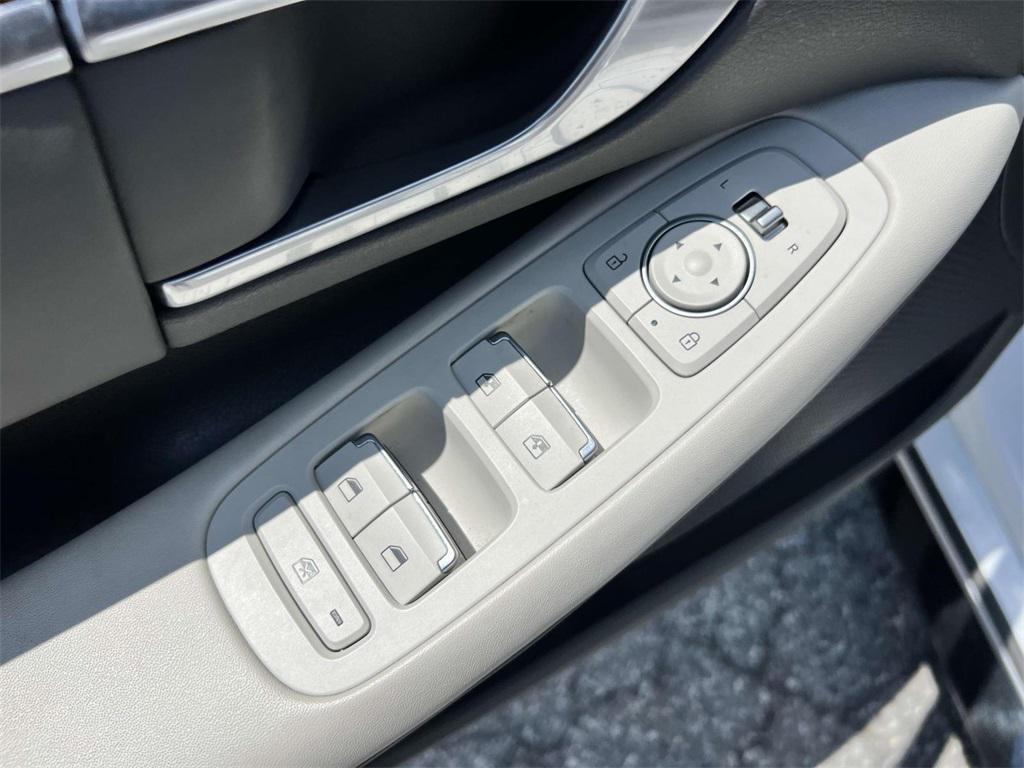 used 2023 Hyundai Sonata car, priced at $21,250