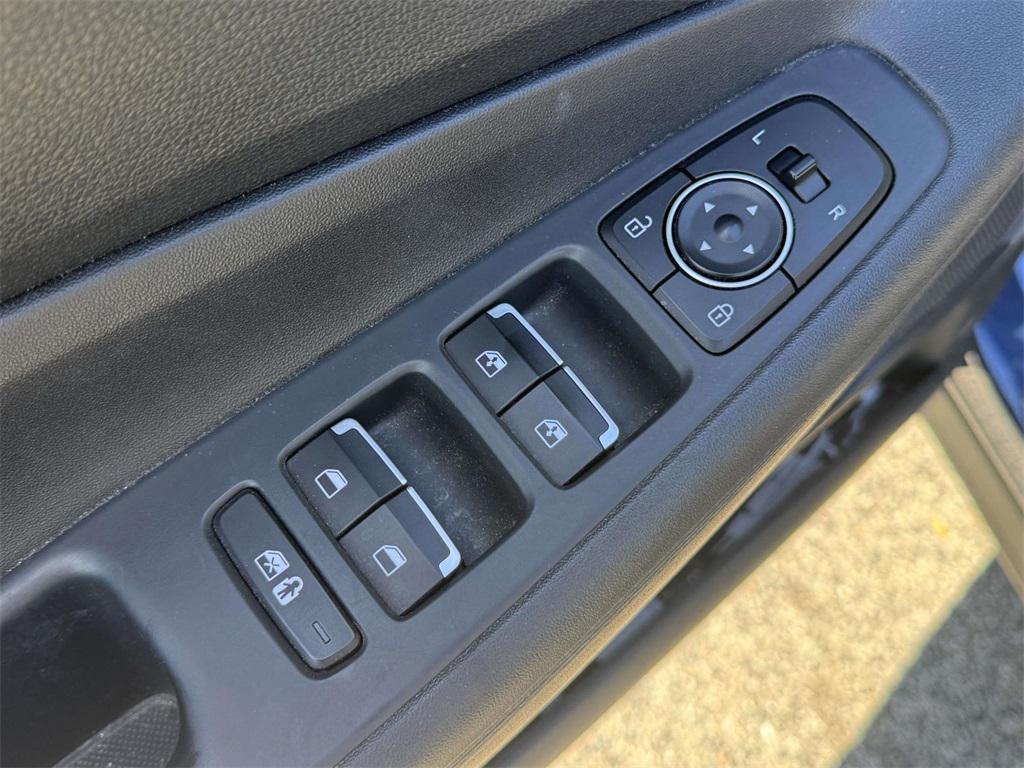 used 2022 Hyundai Santa Fe car, priced at $24,152