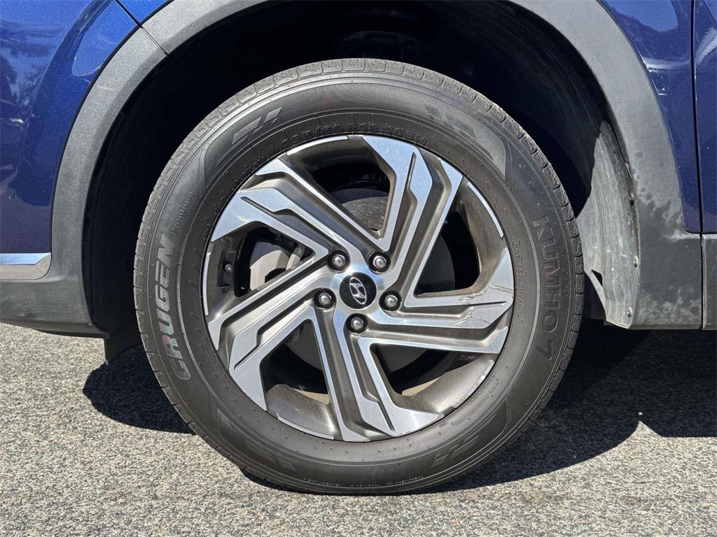 used 2022 Hyundai Santa Fe car, priced at $24,152