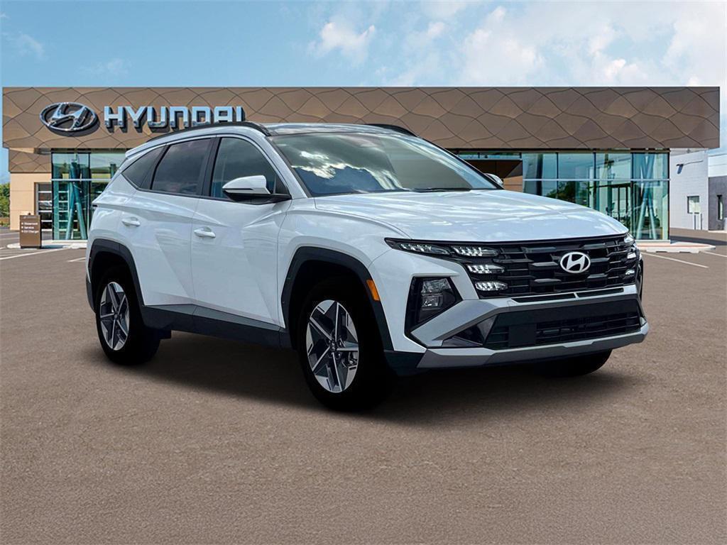 new 2025 Hyundai TUCSON Hybrid car, priced at $39,580