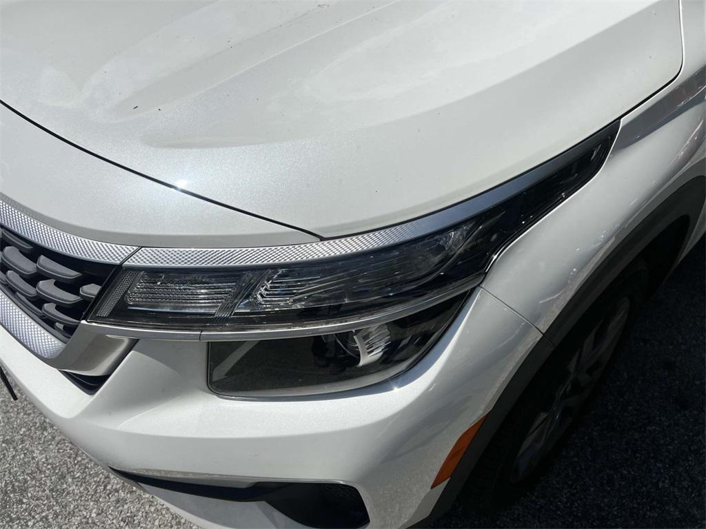 used 2021 Kia Seltos car, priced at $17,999