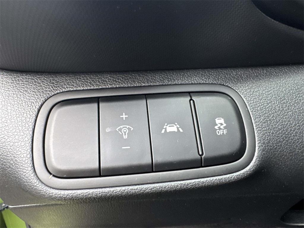 used 2022 Hyundai Venue car, priced at $15,888