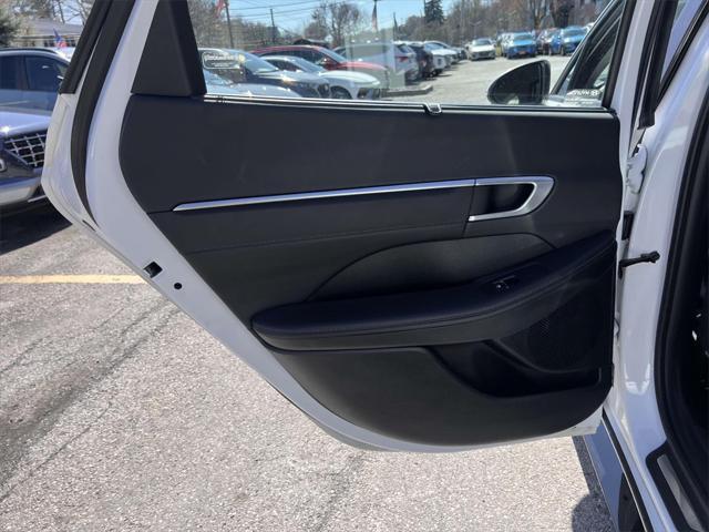 used 2022 Hyundai Sonata Hybrid car, priced at $24,491