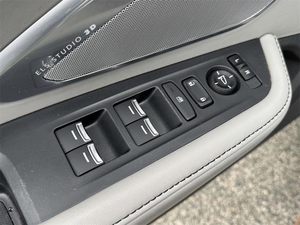 used 2019 Acura RDX car, priced at $25,689