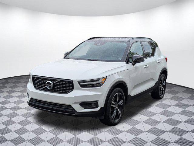 used 2022 Volvo XC40 car, priced at $27,696