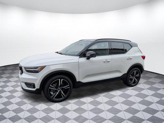 used 2022 Volvo XC40 car, priced at $27,696
