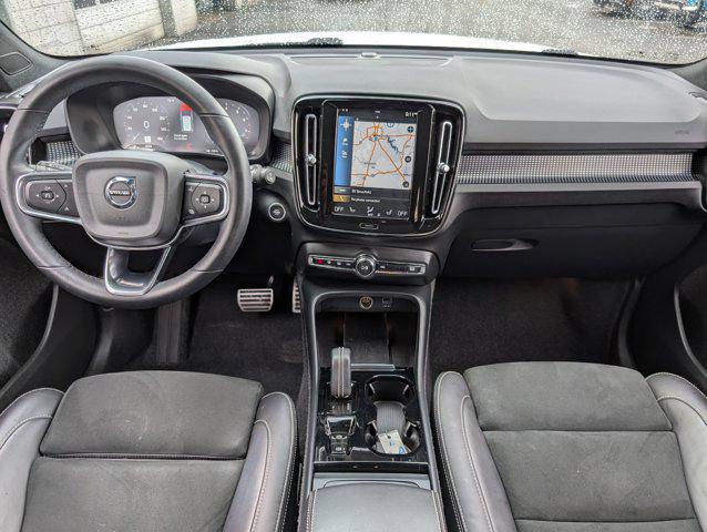 used 2022 Volvo XC40 car, priced at $27,696