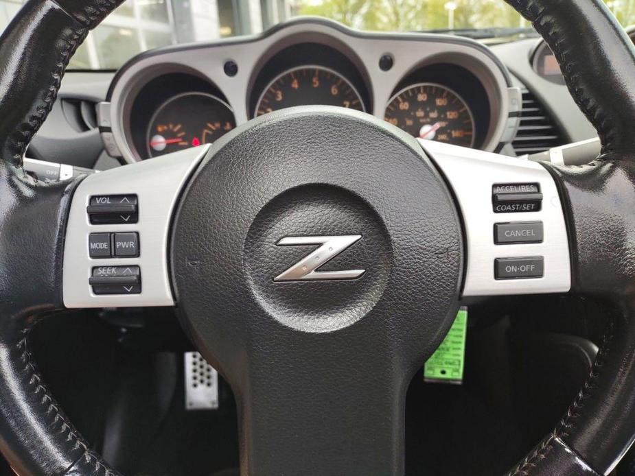 used 2007 Nissan 350Z car, priced at $13,296