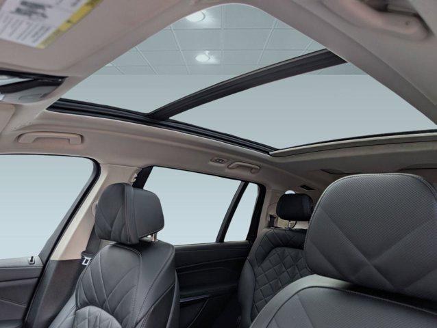 used 2025 BMW X7 car, priced at $70,796