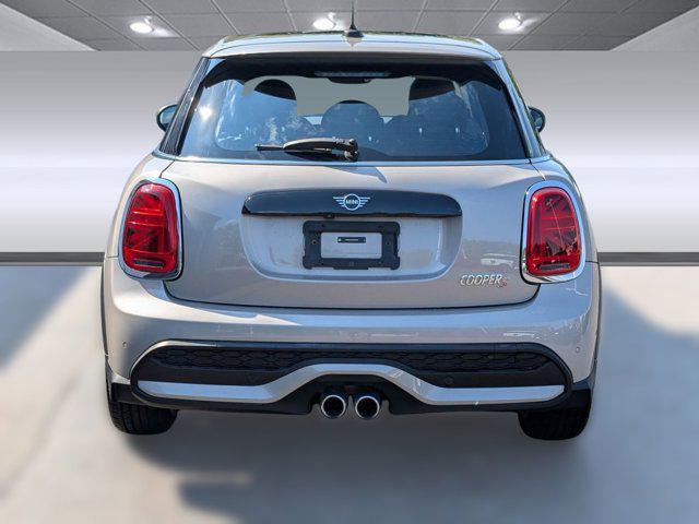 used 2024 MINI Hardtop car, priced at $22,496