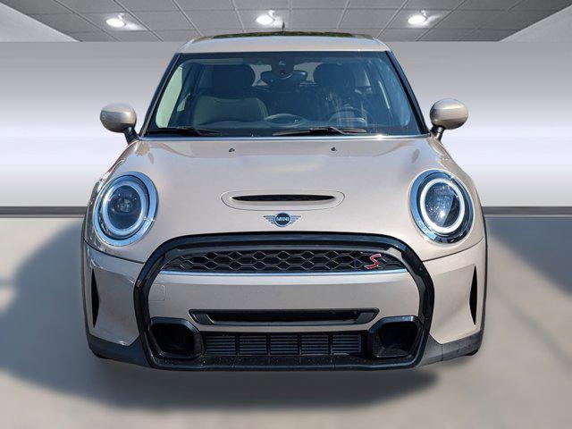 used 2024 MINI Hardtop car, priced at $22,496