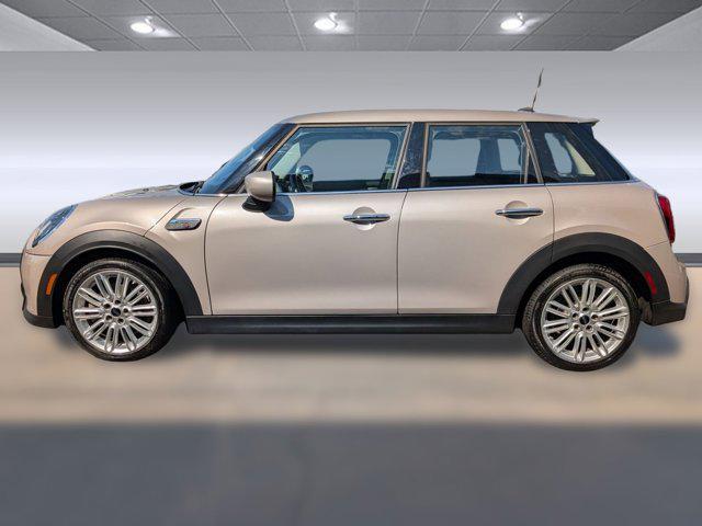 used 2024 MINI Hardtop car, priced at $22,496