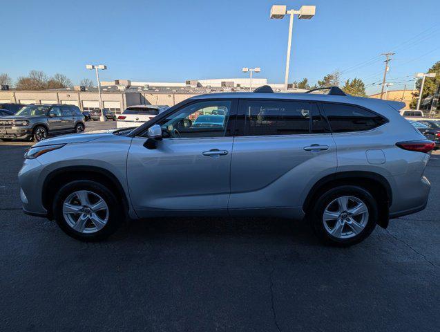 used 2021 Toyota Highlander car, priced at $28,499