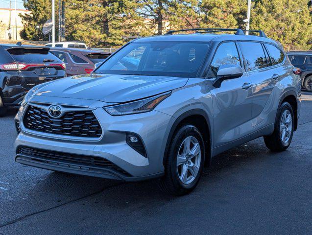 used 2021 Toyota Highlander car, priced at $28,499