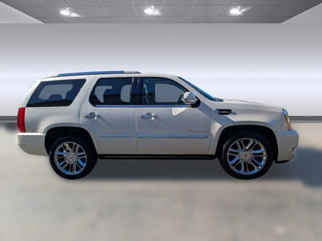 used 2013 Cadillac Escalade car, priced at $18,698