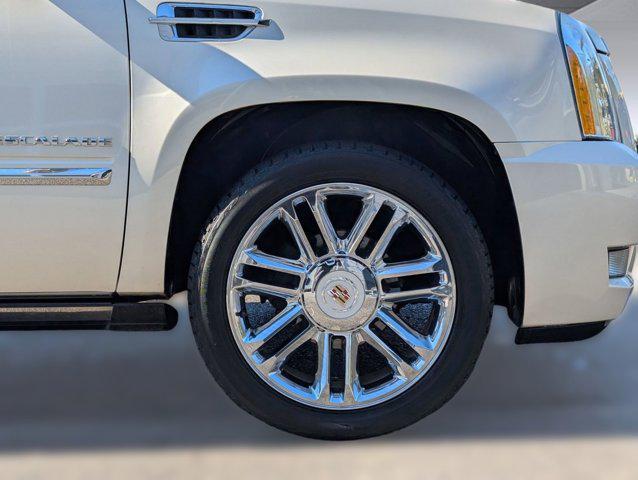 used 2013 Cadillac Escalade car, priced at $18,698