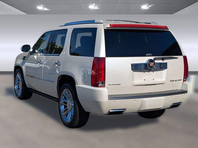 used 2013 Cadillac Escalade car, priced at $18,698