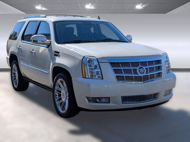 used 2013 Cadillac Escalade car, priced at $18,698