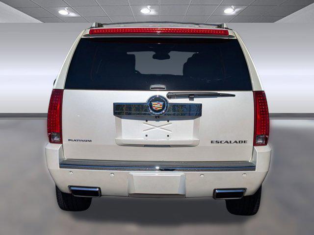 used 2013 Cadillac Escalade car, priced at $18,698