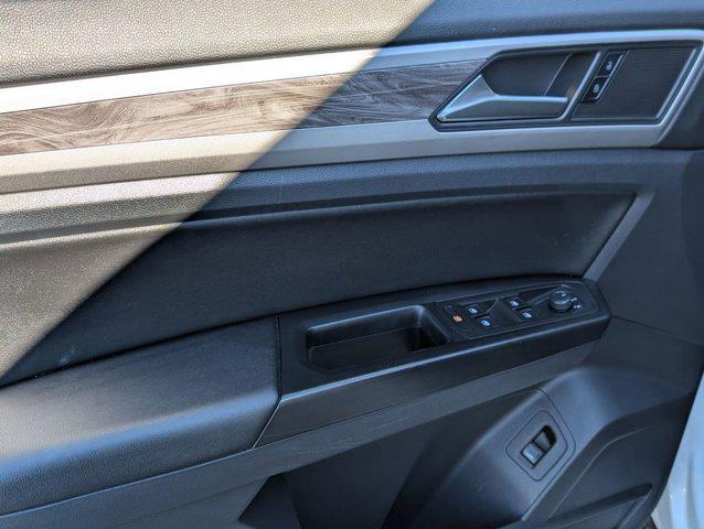 used 2020 Volkswagen Atlas Cross Sport car, priced at $17,998