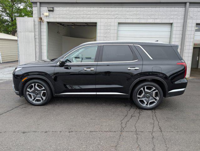used 2024 Hyundai Palisade car, priced at $38,999