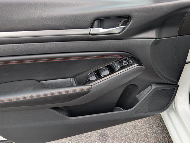used 2023 Nissan Altima car, priced at $22,998