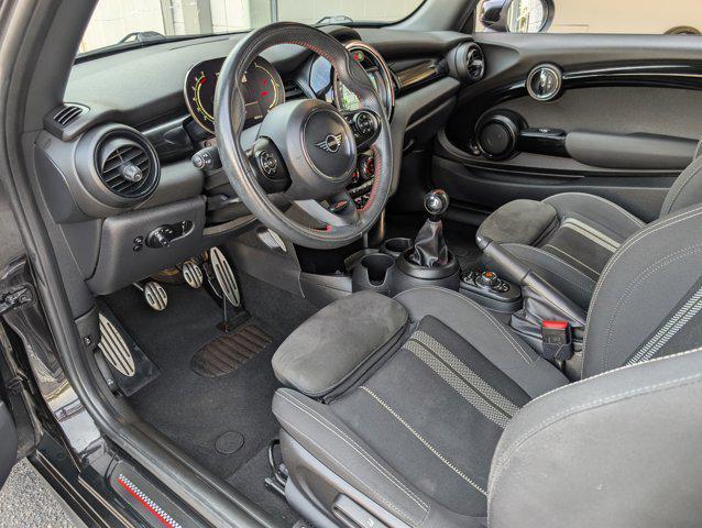 used 2021 MINI Hardtop car, priced at $18,999