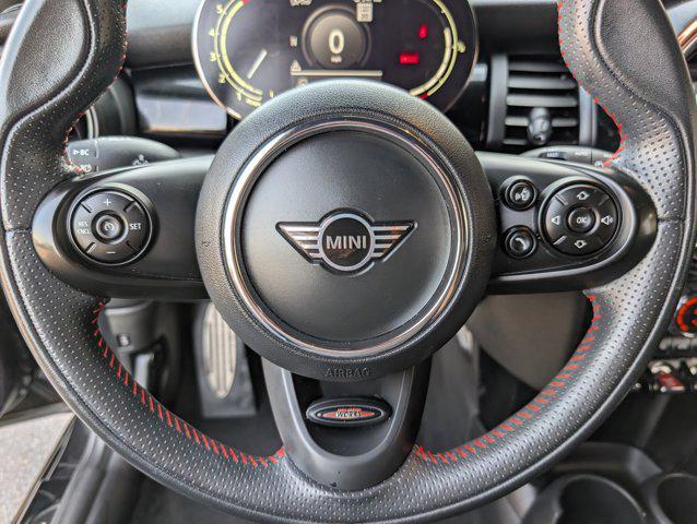 used 2021 MINI Hardtop car, priced at $18,999