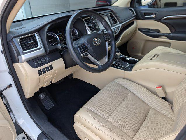 used 2015 Toyota Highlander Hybrid car, priced at $18,598