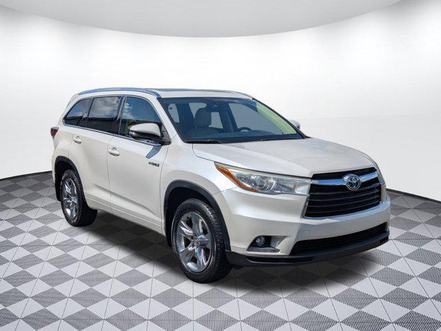 used 2015 Toyota Highlander Hybrid car, priced at $18,598