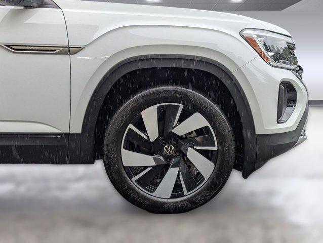 used 2024 Volkswagen Atlas Cross Sport car, priced at $29,998