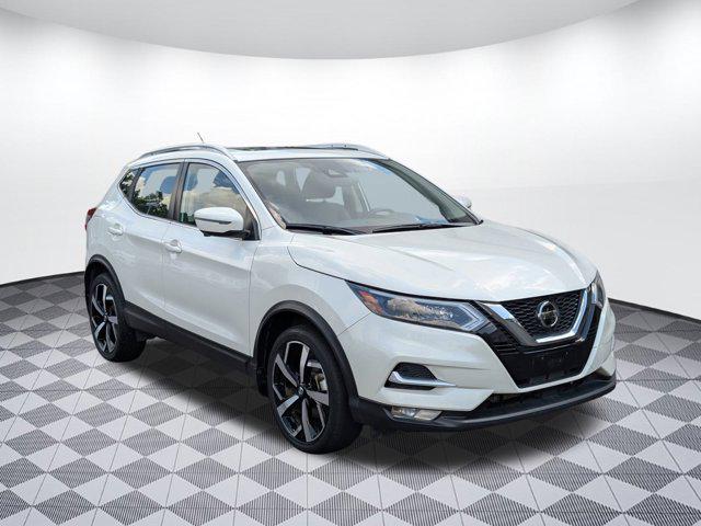 used 2022 Nissan Rogue Sport car, priced at $20,297