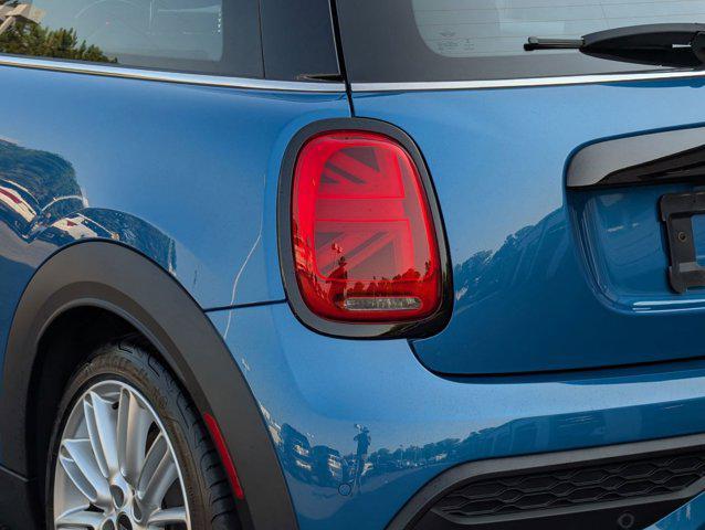 used 2023 MINI Hardtop car, priced at $23,397