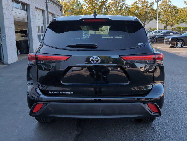 used 2023 Toyota Highlander car, priced at $29,998