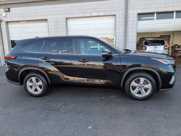 used 2023 Toyota Highlander car, priced at $29,998