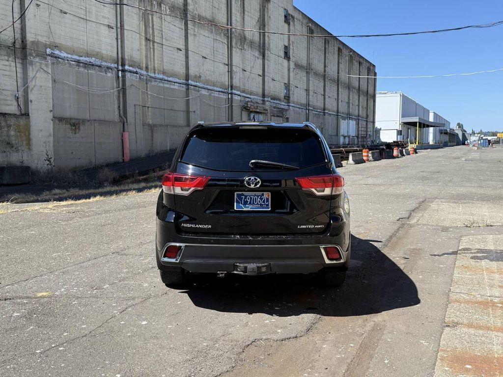 used 2018 Toyota Highlander car, priced at $26,988