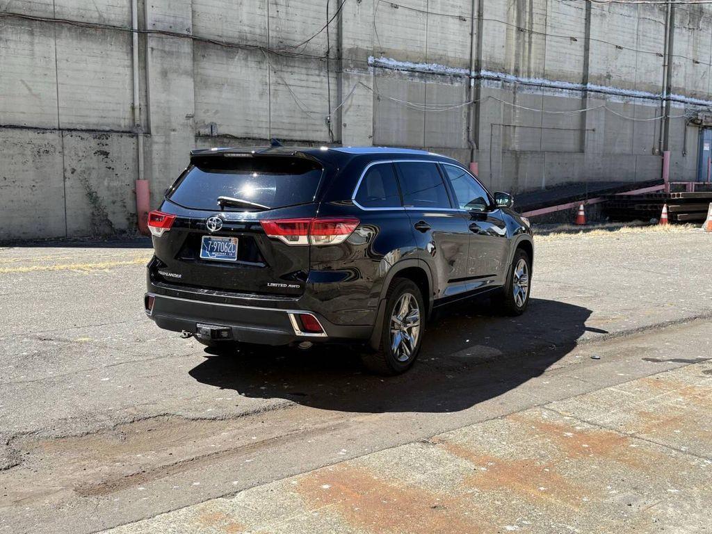 used 2018 Toyota Highlander car, priced at $26,988