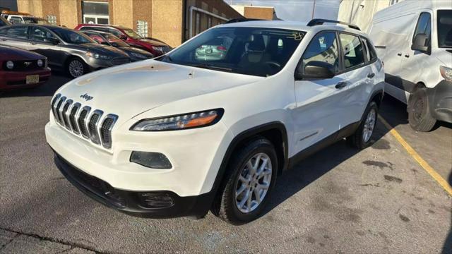 used 2015 Jeep Cherokee car, priced at $7,499