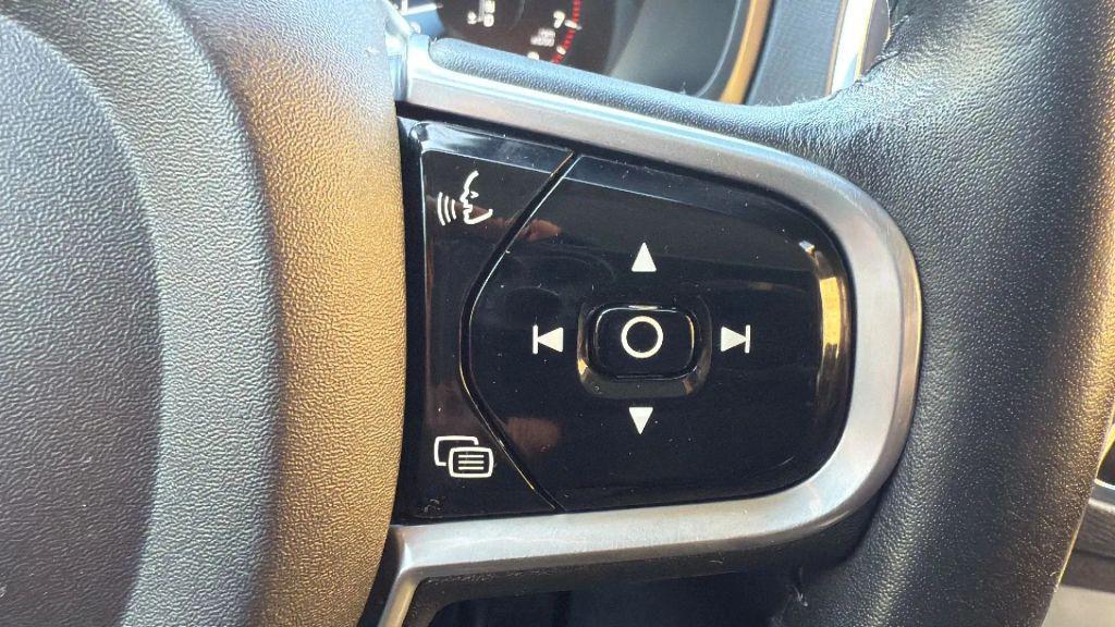 used 2016 Volvo XC90 car, priced at $15,500